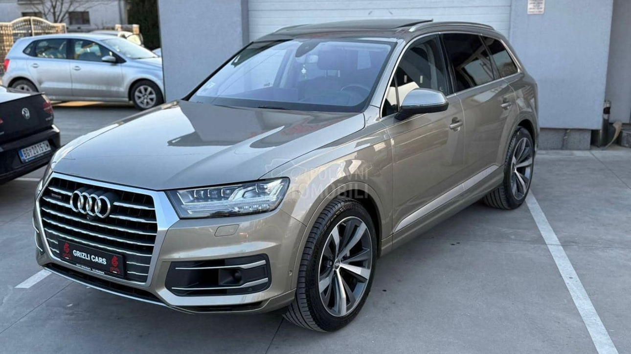Audi Q7